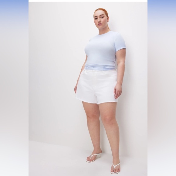 Good American Good 90’s Short Size 22 - Picture 2 of 8